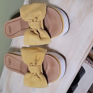Ugg Joan Sunflower Platform Sandals Sz 9